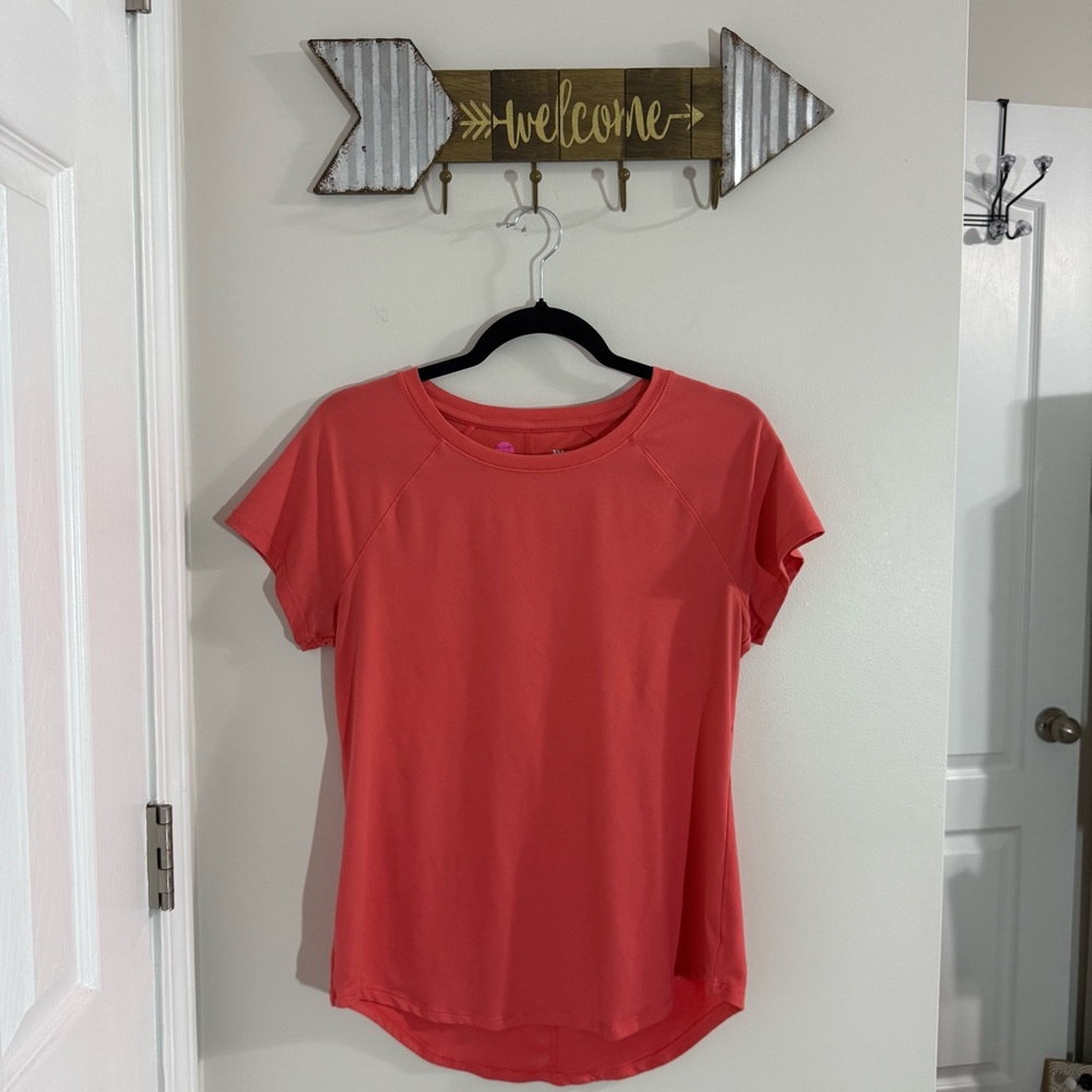 All in Motion Vibrant Coral Short Sleeve Athletic Tee Size Medium